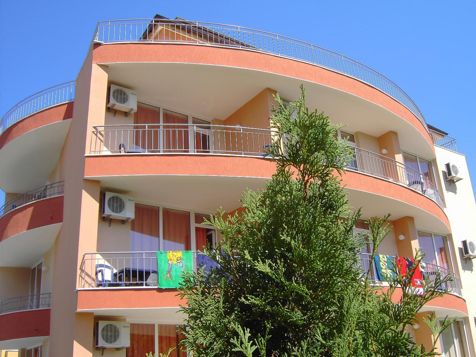 Family Hotel Deja Vu Ravda Esterno foto